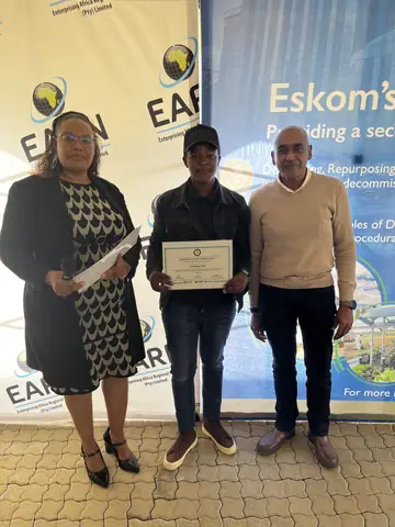 EARN graduation ceremony, photo 22