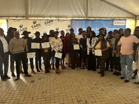 EARN graduation ceremony, photo 57