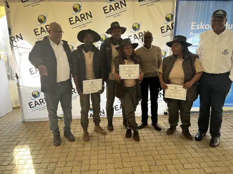 EARN graduation ceremony, photo 70