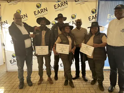 EARN graduation ceremony, photo 72