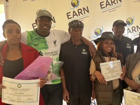 EARN graduation ceremony, photo 102