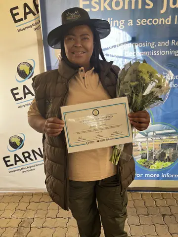 EARN graduation ceremony, photo 108